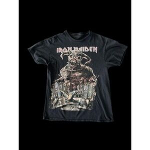 Iron Maiden Legacy of the Beast Tour 2019 M Band Tee Black Graphic T-Shirt Small